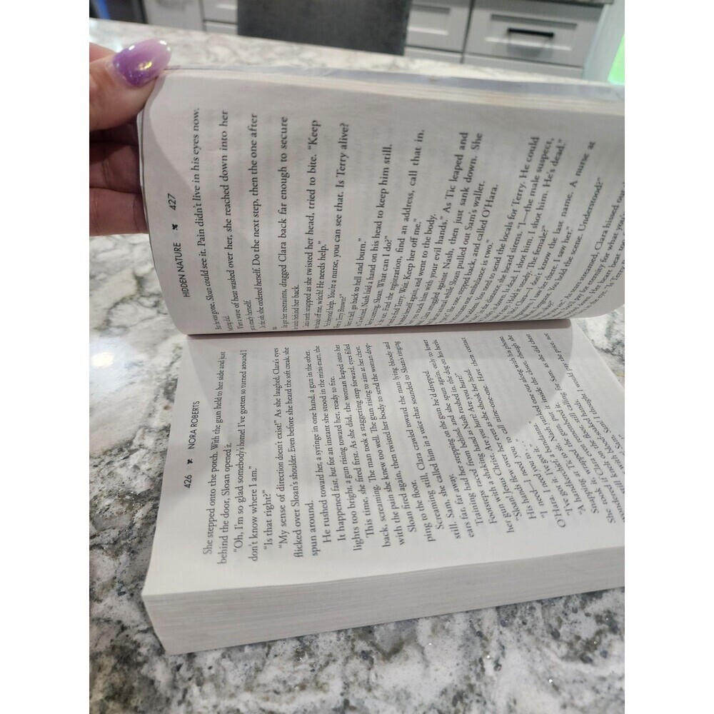 Hidden Nature Paperback Nora Roberts - Picture 5 of 7